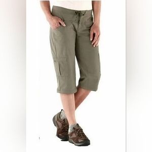 EUC Mountain Hardware Cargo Crop Capri Hiking Pants Women’s Size 6 Gray
